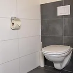 Alpine 8 By Aa Homes דירה טאופליץ