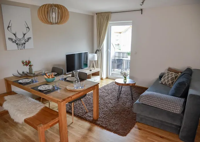 公寓 Alpine 8 By Aa Homes 陶普利茨