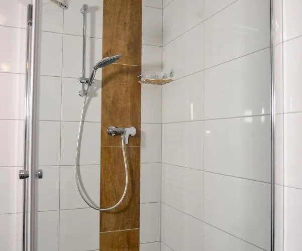 公寓 Alpine 8 By Aa Homes 陶普利茨